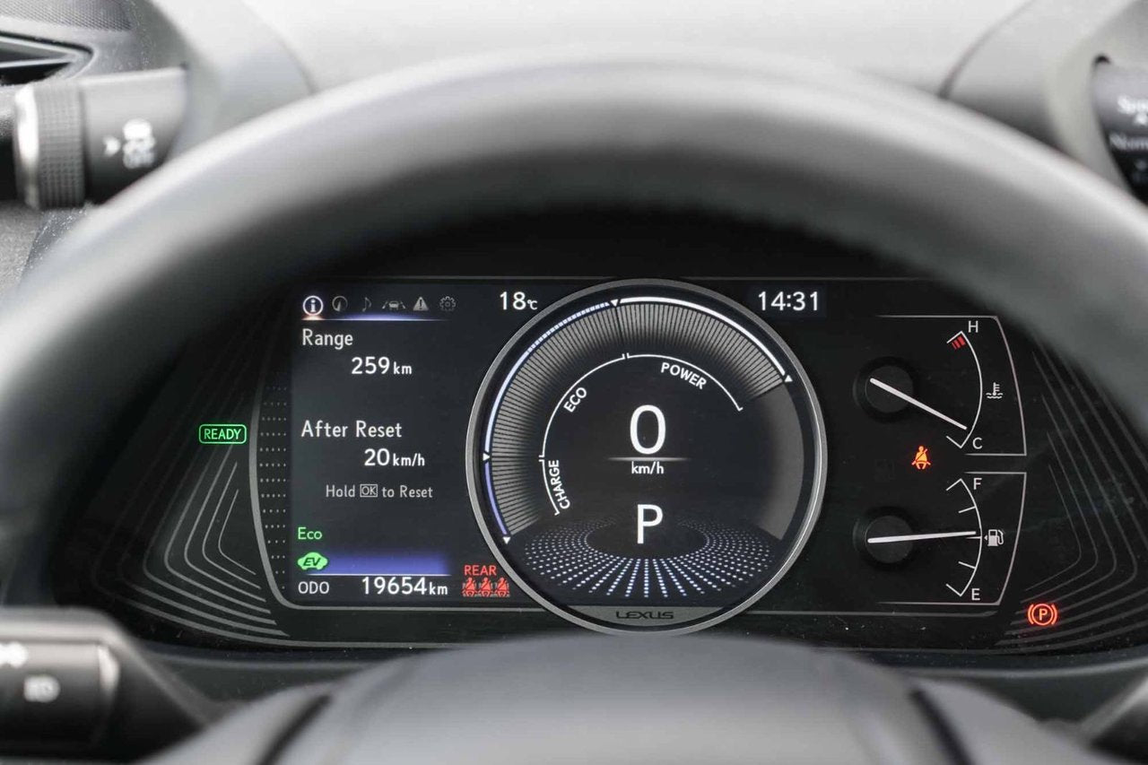 2023 Lexus UX 250h PREMIUM AWD TRES BAS KM HYBRIDE CUIR TOIT
