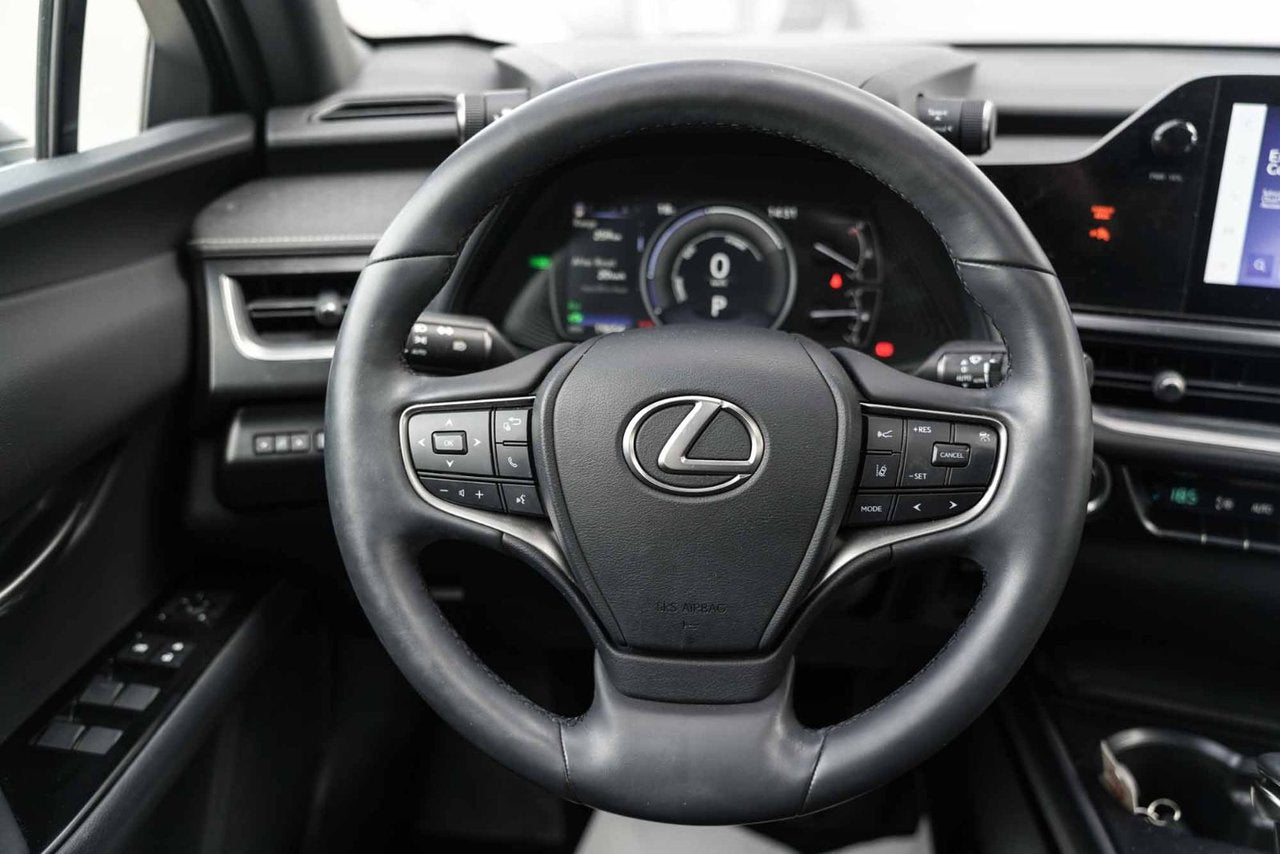 2023 Lexus UX 250h PREMIUM AWD TRES BAS KM HYBRIDE CUIR TOIT