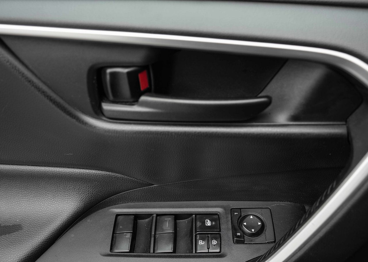 2019 Toyota RAV4 **LE AWD**