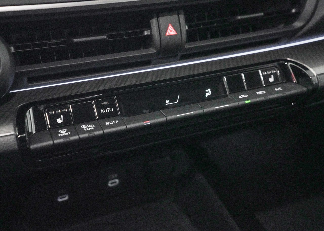 2024 Toyota Prius XLE AWD