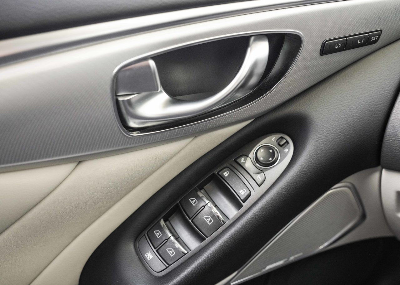 2022 Infiniti Q50 LUXE