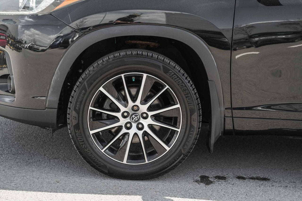 2018 Toyota Highlander XLE w/SE AWD CUIR TOIT NAVI 7 PASS BAS KM