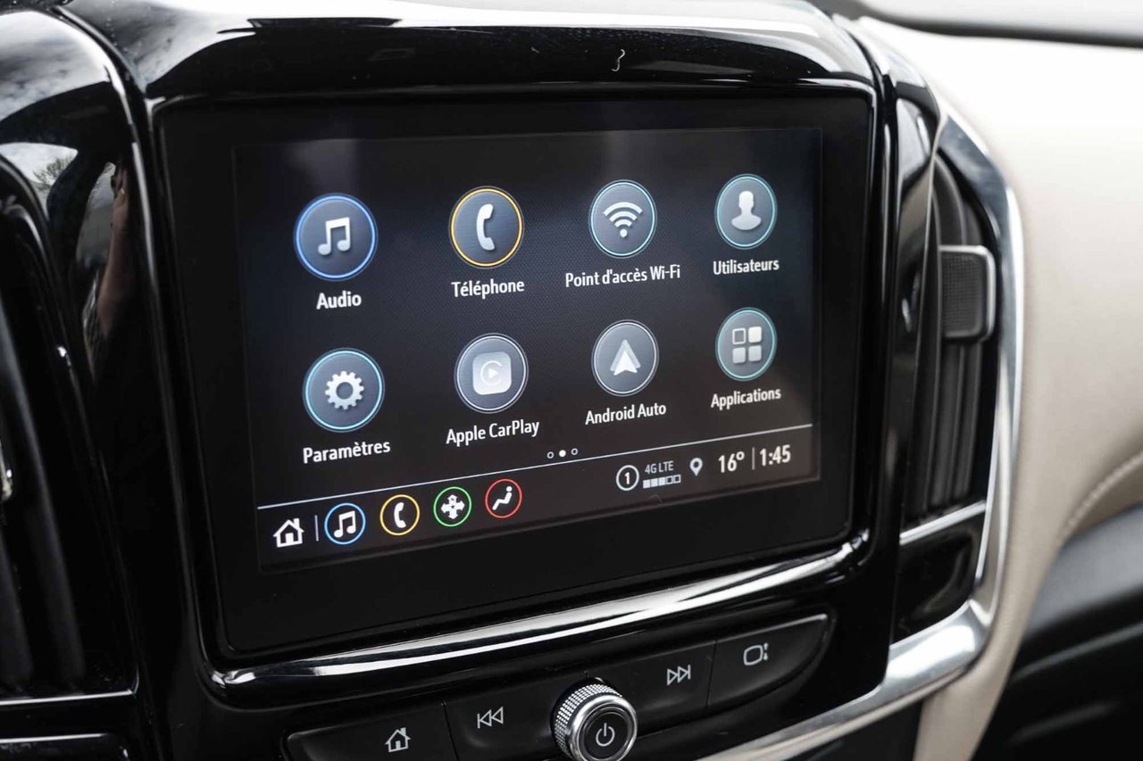 2023 Chevrolet Traverse LT AWD BAS KM 7 PASS CARPLAY BLUETOOTH
