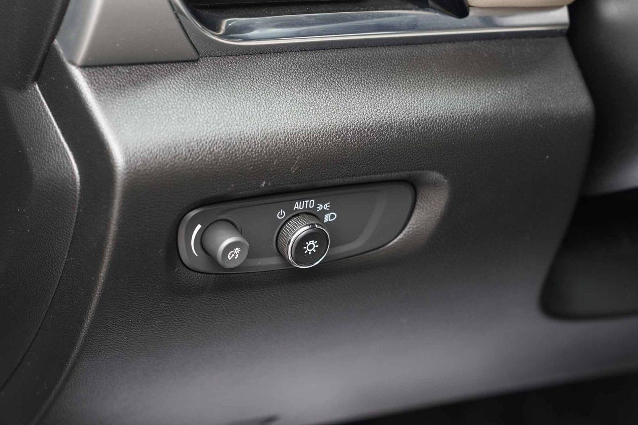 2023 Chevrolet Traverse LT AWD BAS KM 7 PASS CARPLAY BLUETOOTH