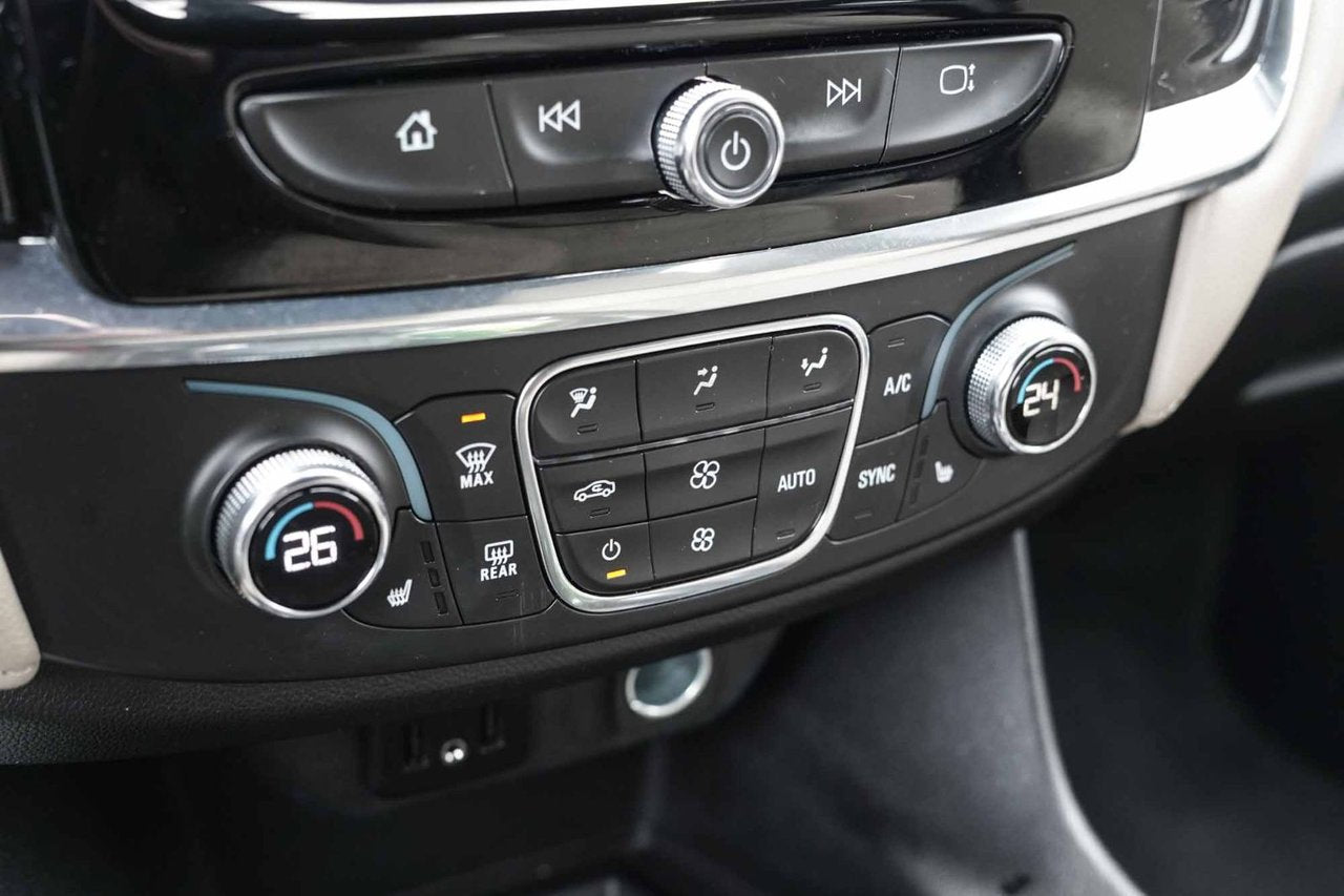2023 Chevrolet Traverse LT AWD BAS KM 7 PASS CARPLAY BLUETOOTH