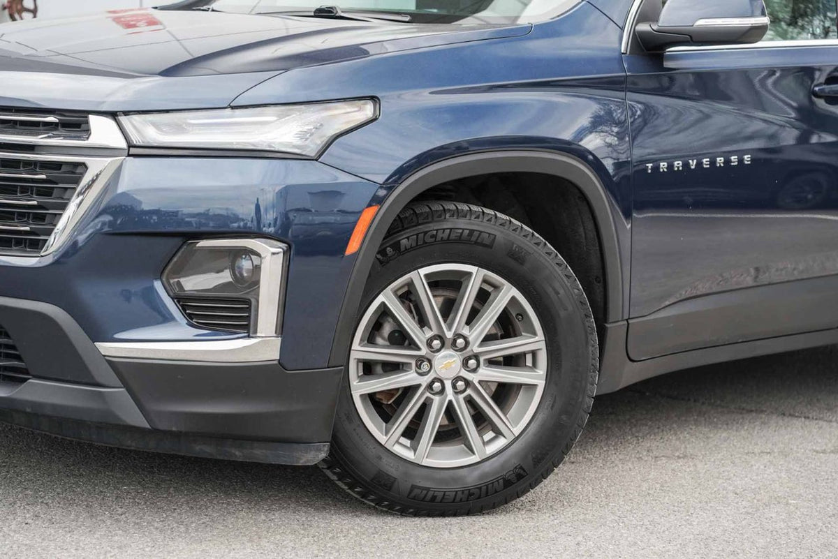 2023 Chevrolet Traverse LT AWD BAS KM 7 PASS CARPLAY BLUETOOTH