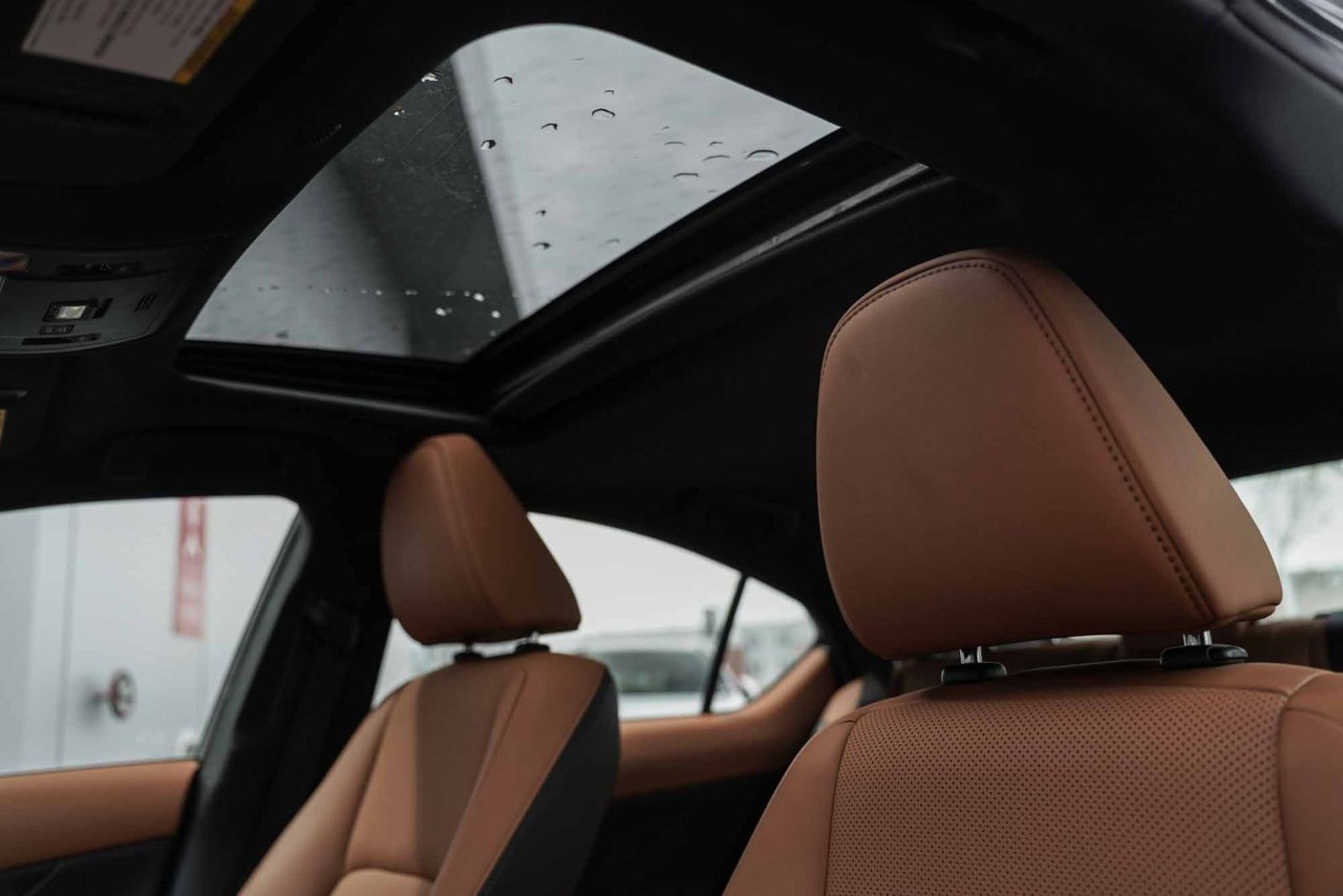 2022 Lexus IS 300 AWD LUXURY BAS KM CUIR TOIT NAVI