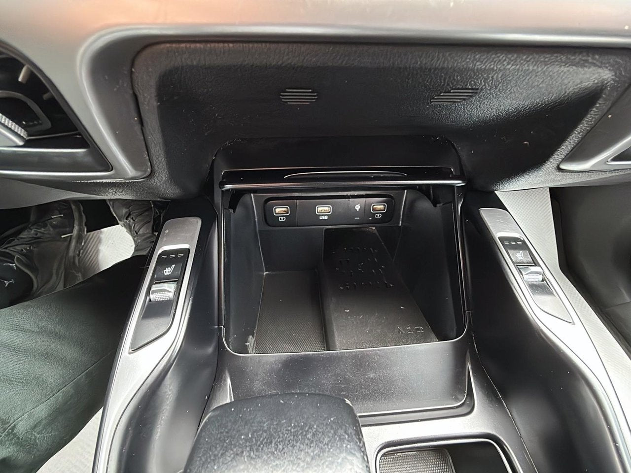 2021 Kia Sorento LX Premium