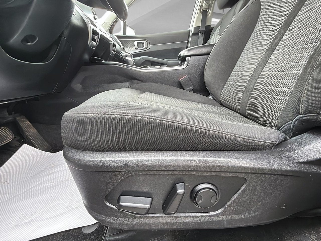 2021 Kia Sorento LX Premium