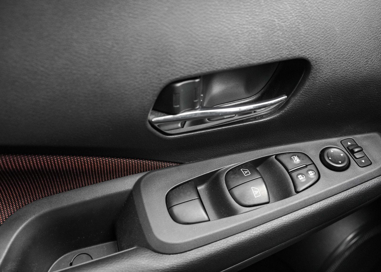 2021 Nissan Kicks SR MAGS+VOLANT/SIEGES.CHAUFFANTS+DEM.DISTANCE