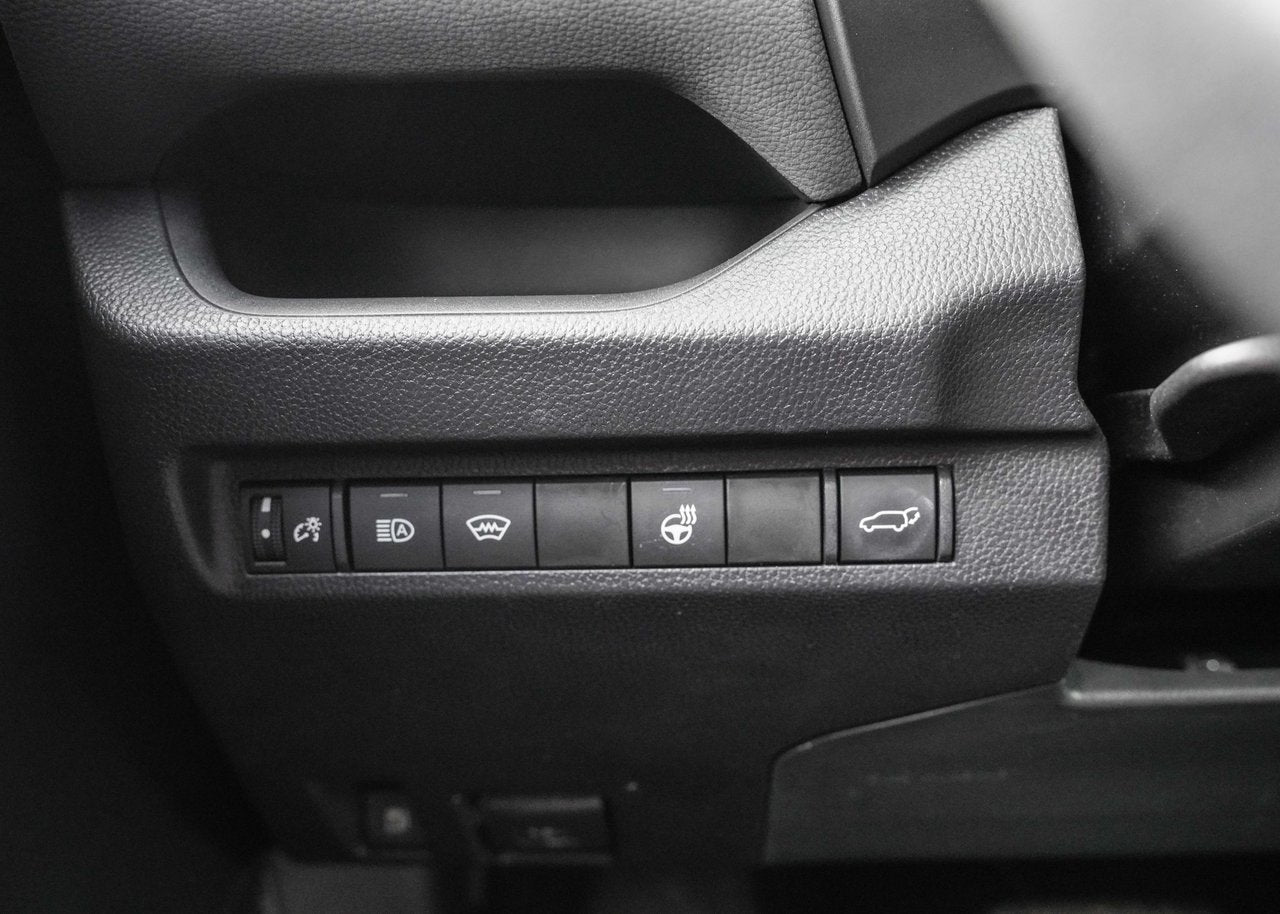 2023 Toyota RAV4 HYBRID XLE AWD