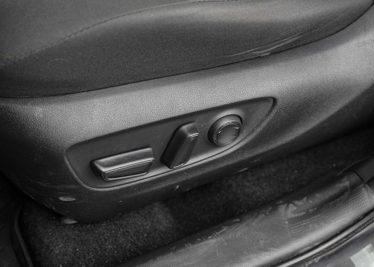 2023 Toyota RAV4 HYBRID XLE AWD