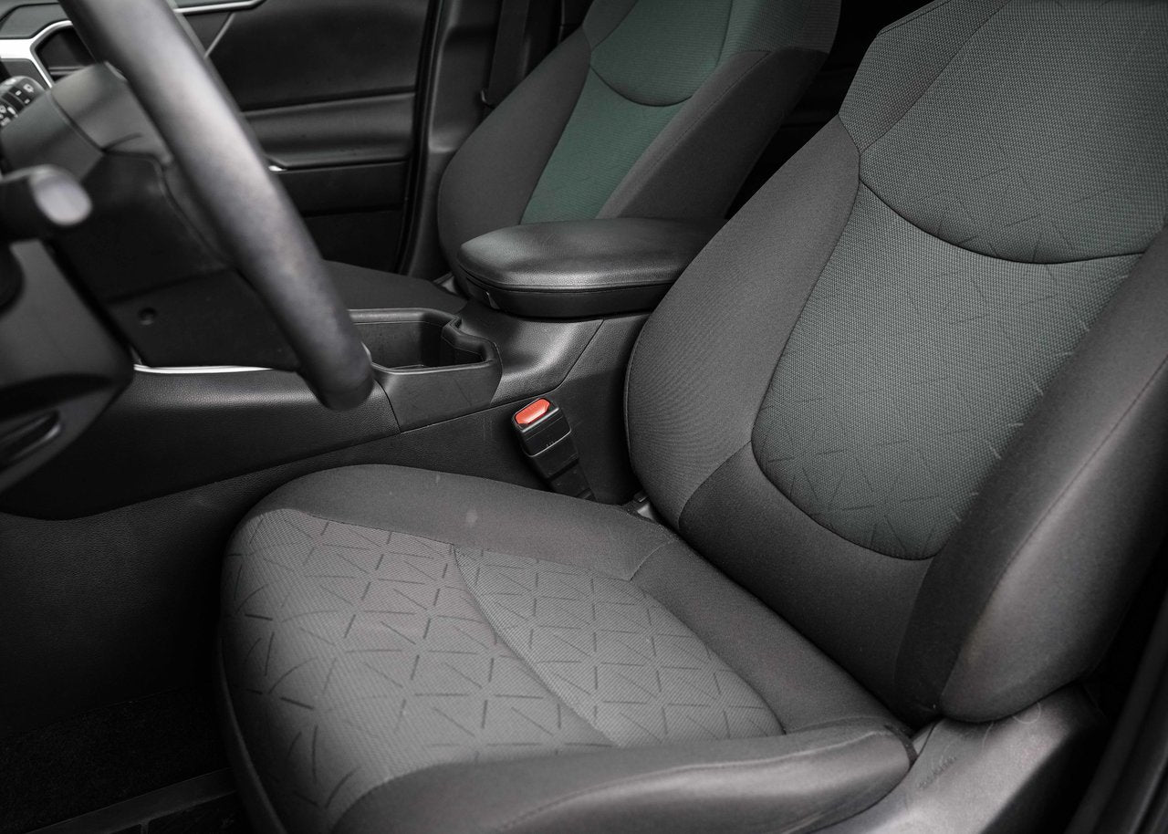 2023 Toyota RAV4 HYBRID XLE AWD