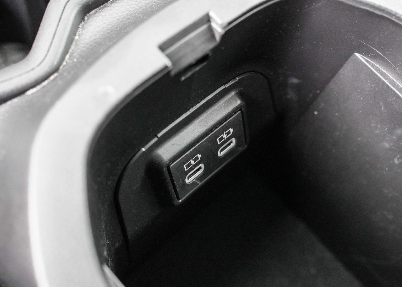 2023 Toyota RAV4 HYBRID XLE AWD