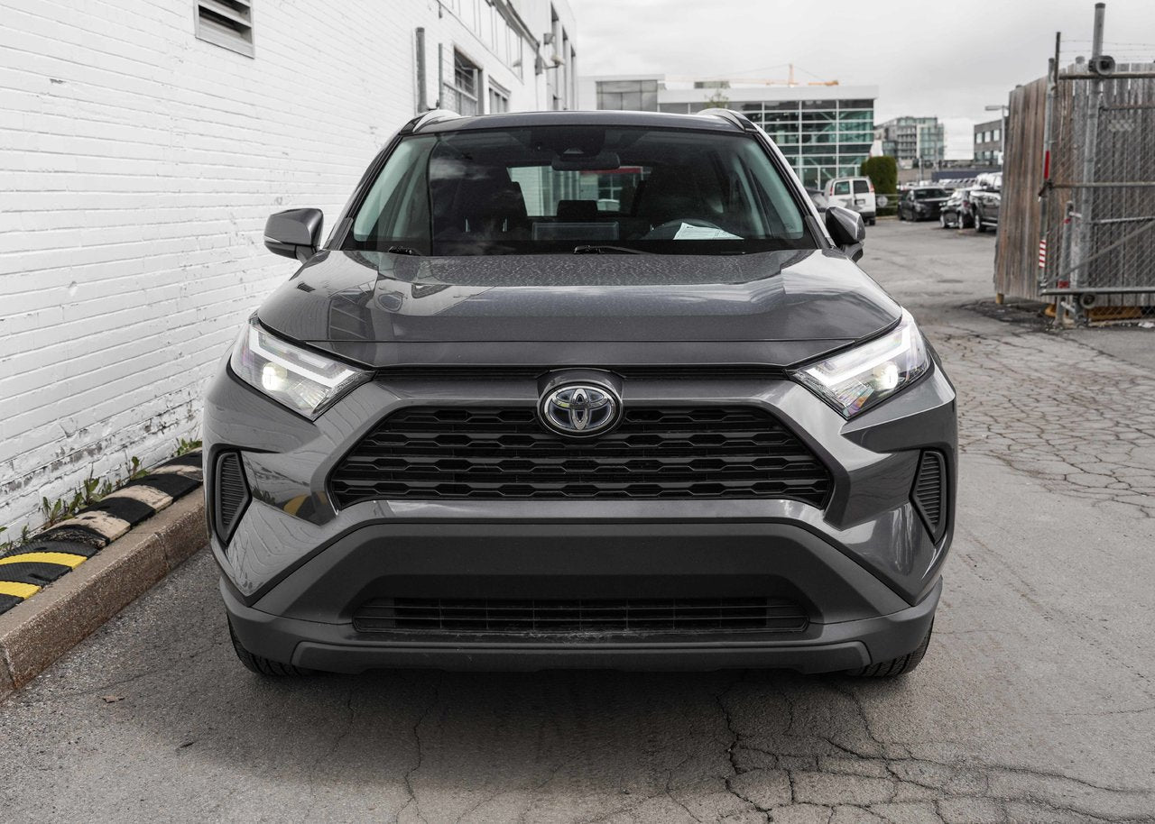 2023 Toyota RAV4 HYBRID XLE AWD