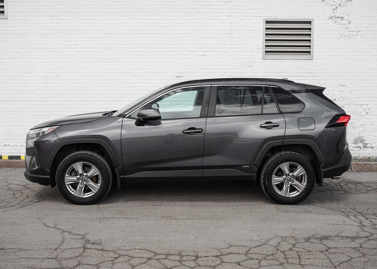 2023 Toyota RAV4 HYBRID XLE AWD