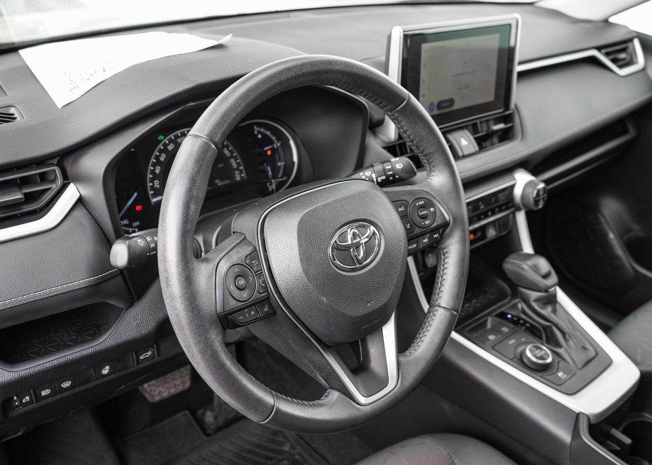 2023 Toyota RAV4 HYBRID XLE AWD