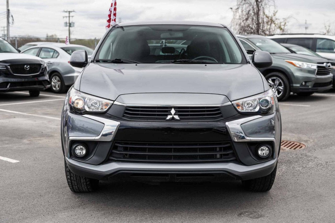 2016 Mitsubishi RVR SE
