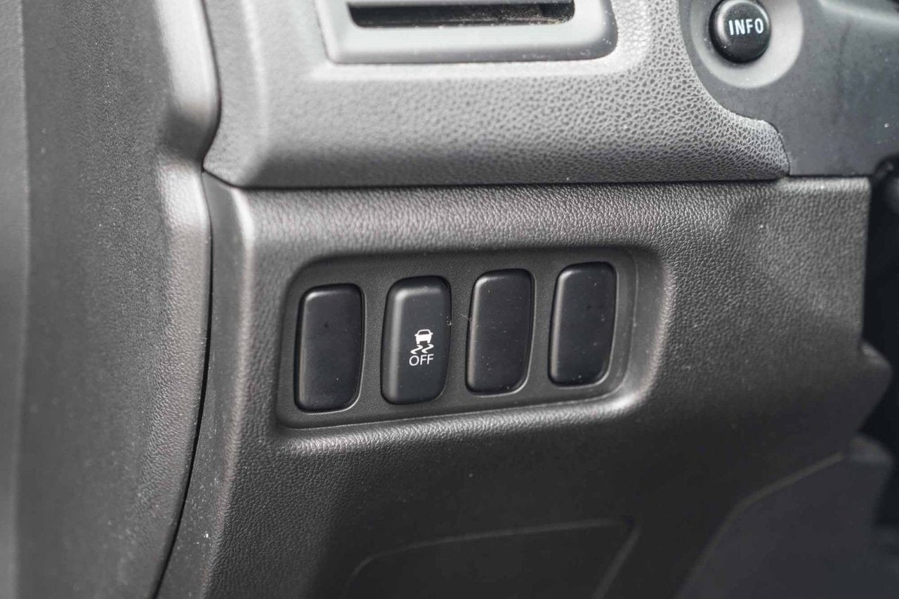 2016 Mitsubishi RVR SE
