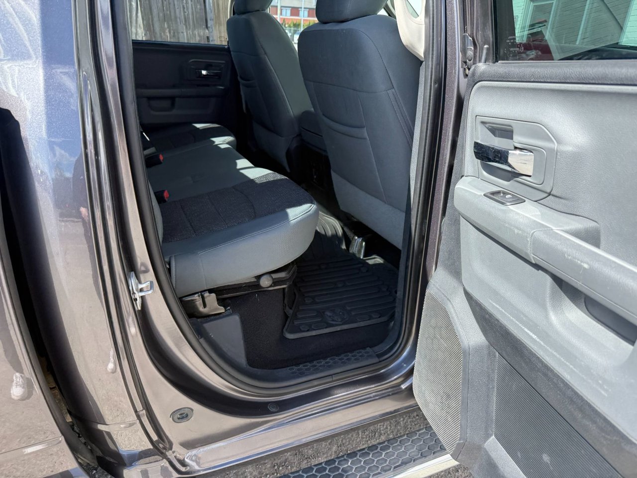 2014 Ram 1500 Outdoorsman 5.7 HEMI