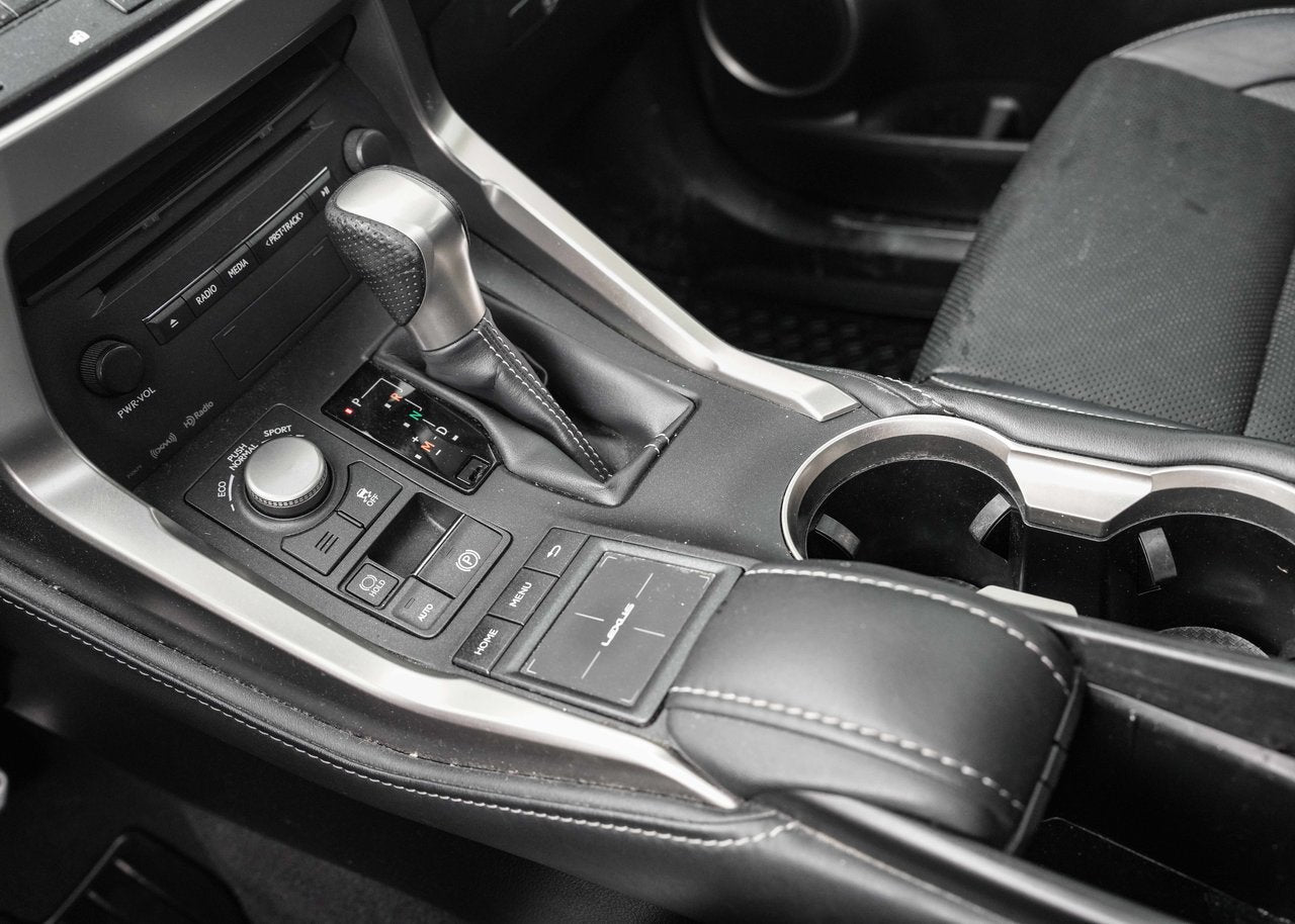 2016 Lexus NX 200t **F SPORT 2**