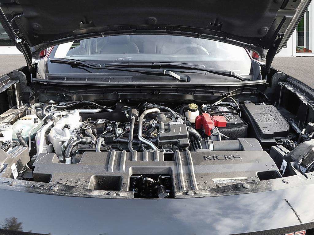 2026 Nissan Kicks SR Premium AWD