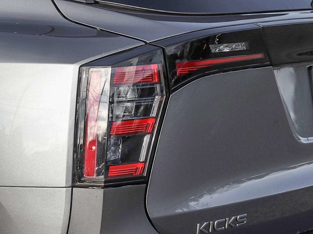 2026 Nissan Kicks SR Premium AWD