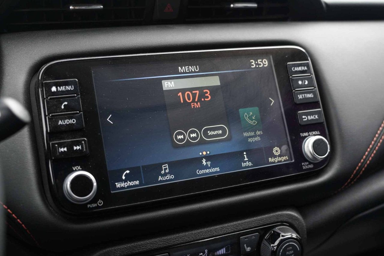 2024 Nissan Kicks SR Premium