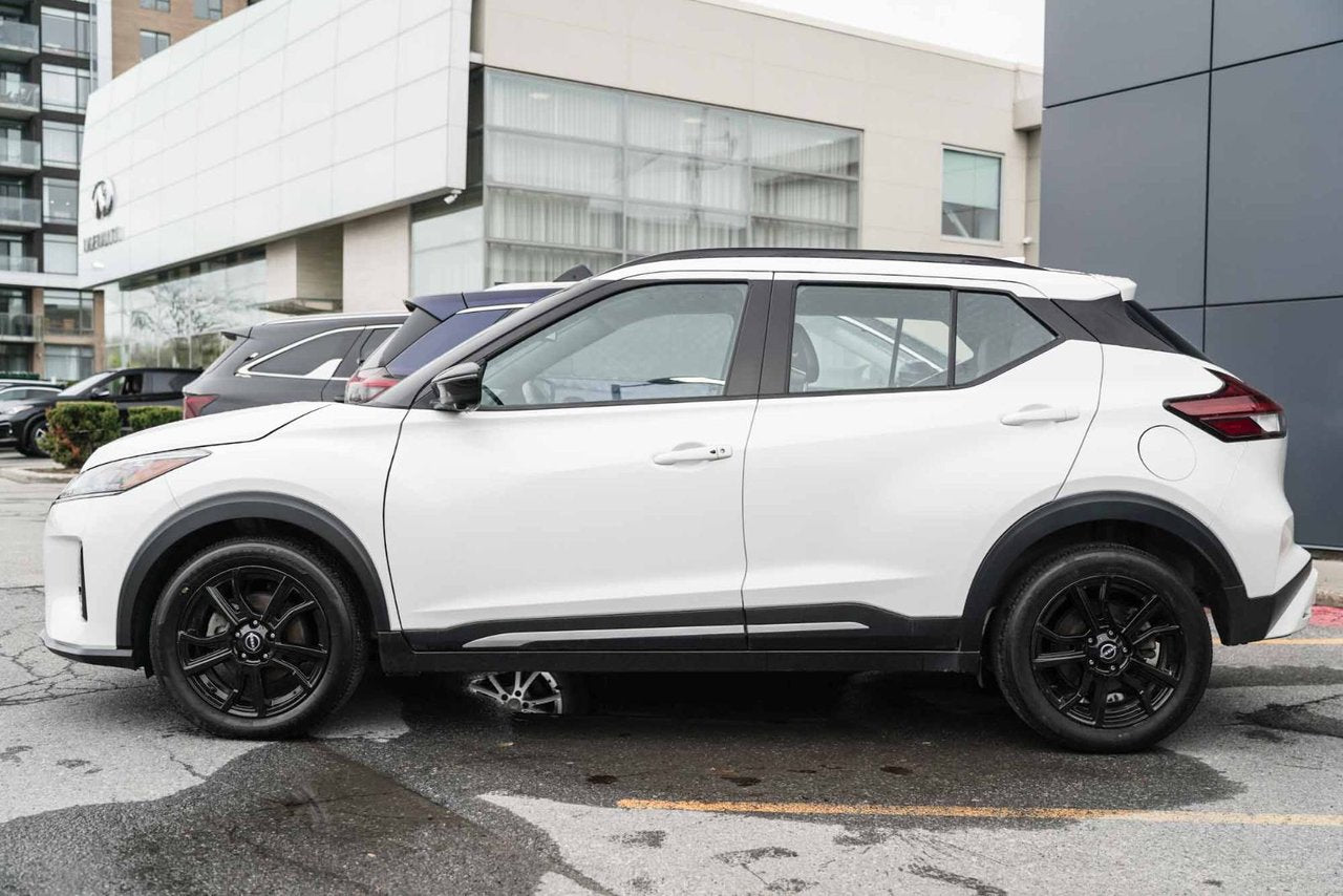 2024 Nissan Kicks SR Premium