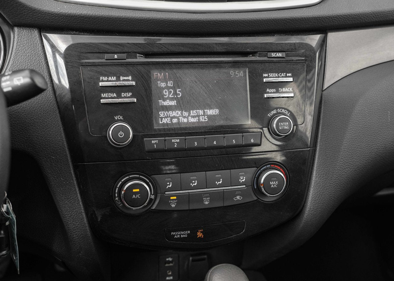 2016 Nissan Rogue S