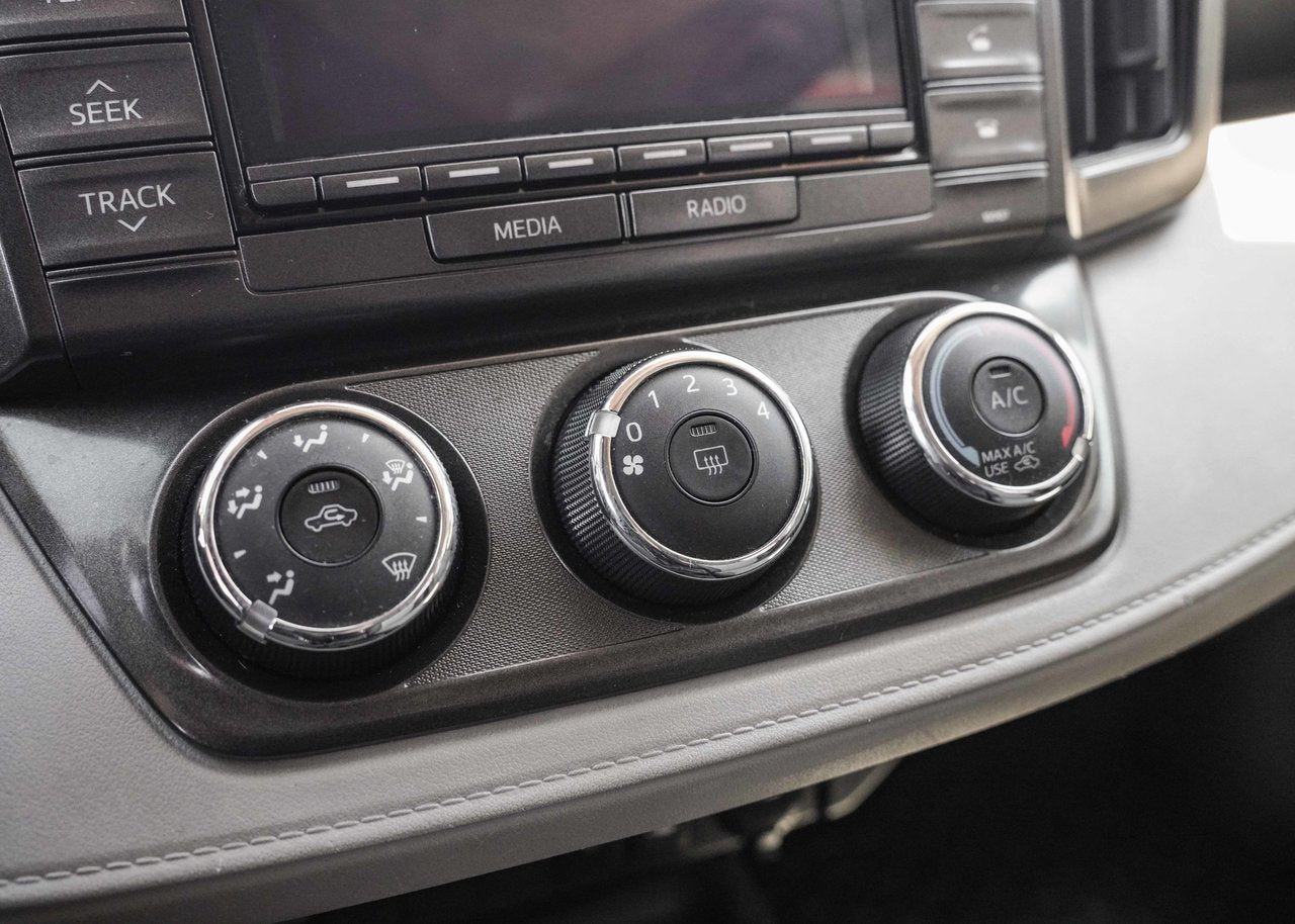 2013 Toyota RAV4 LE FWD