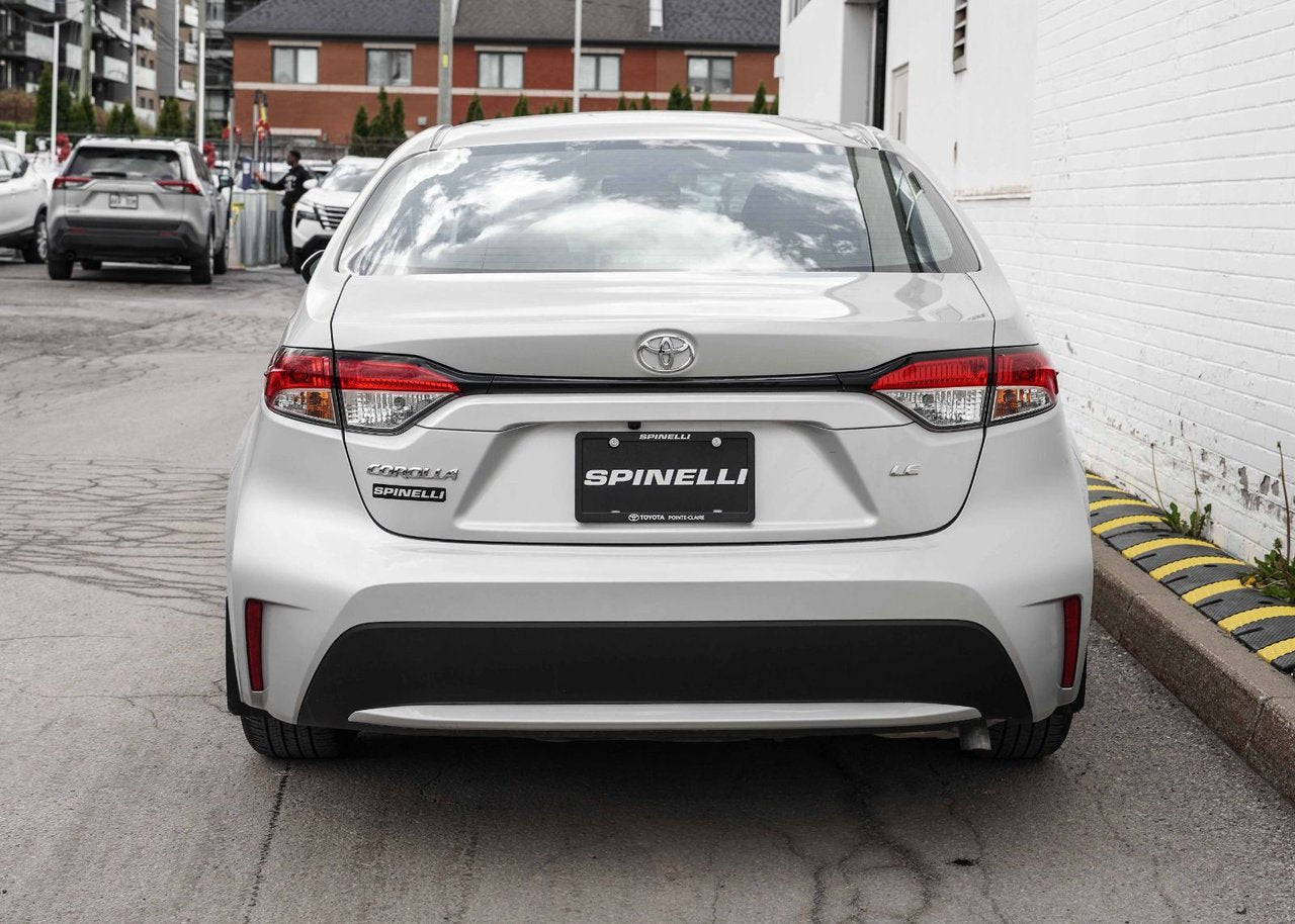 2022 Toyota Corolla LE