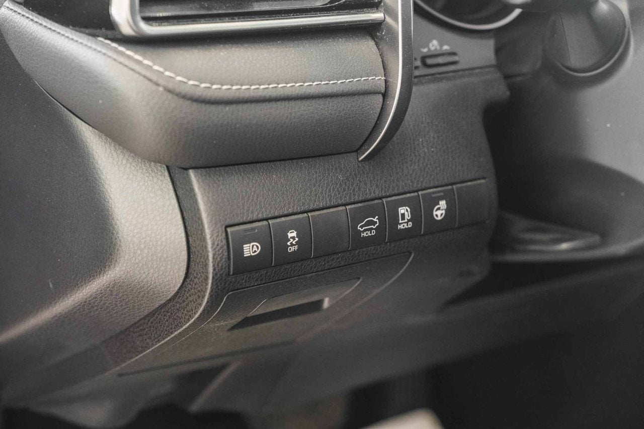 2022 Toyota Camry SE UPGRADE HYBRID FWD