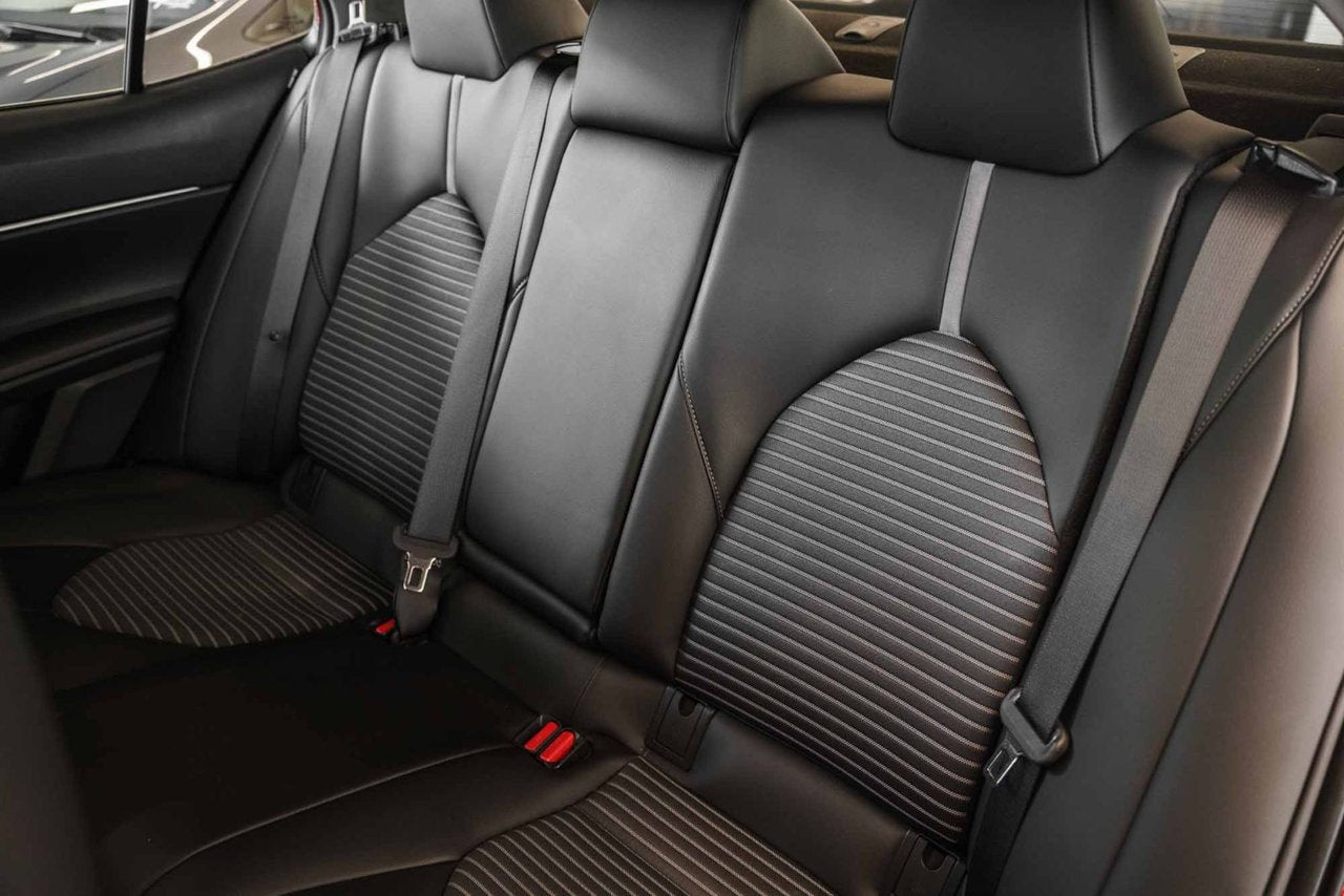 2022 Toyota Camry SE UPGRADE HYBRID FWD