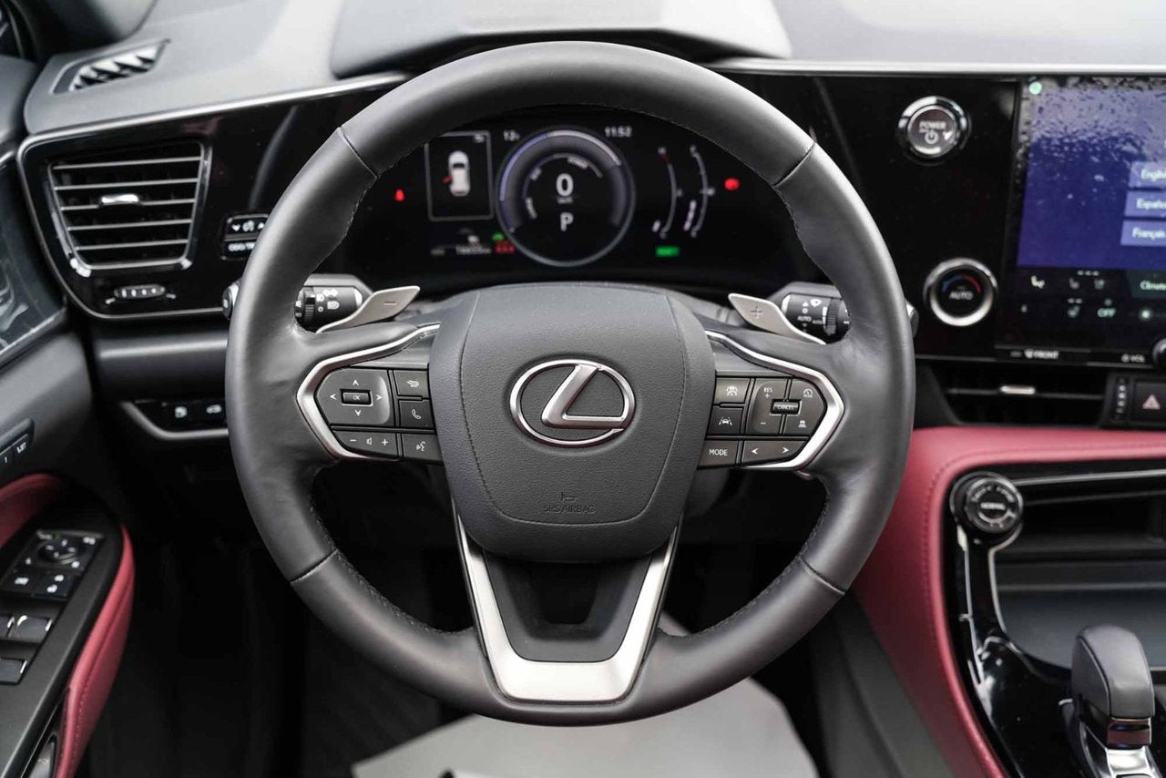 2025 Lexus NX 350h 350h PREMIUM AWD BAS KM CUIR ROUGE CARPLAY