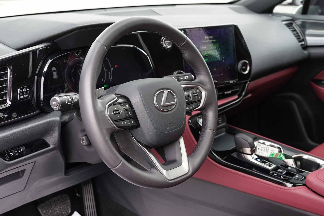 2025 Lexus NX 350h 350h PREMIUM AWD BAS KM CUIR ROUGE CARPLAY