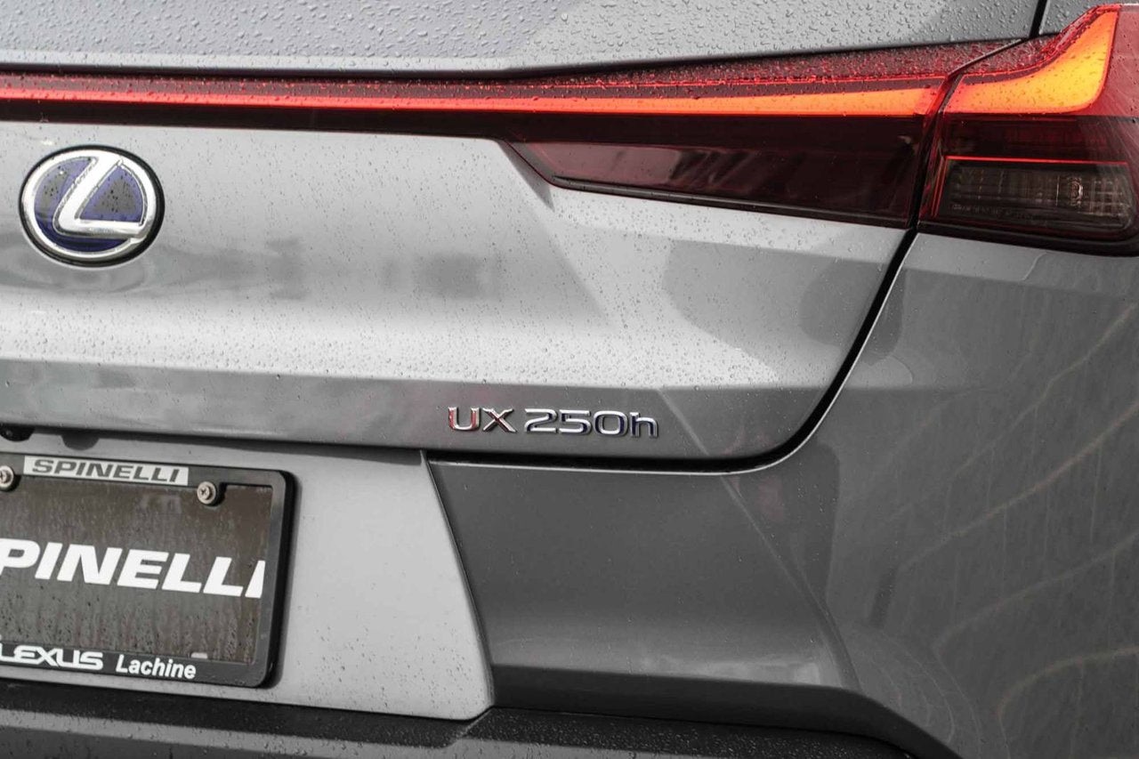2022 Lexus UX 250h PREMIUM AWD BAS KM CUIR TOIT CARPLAY