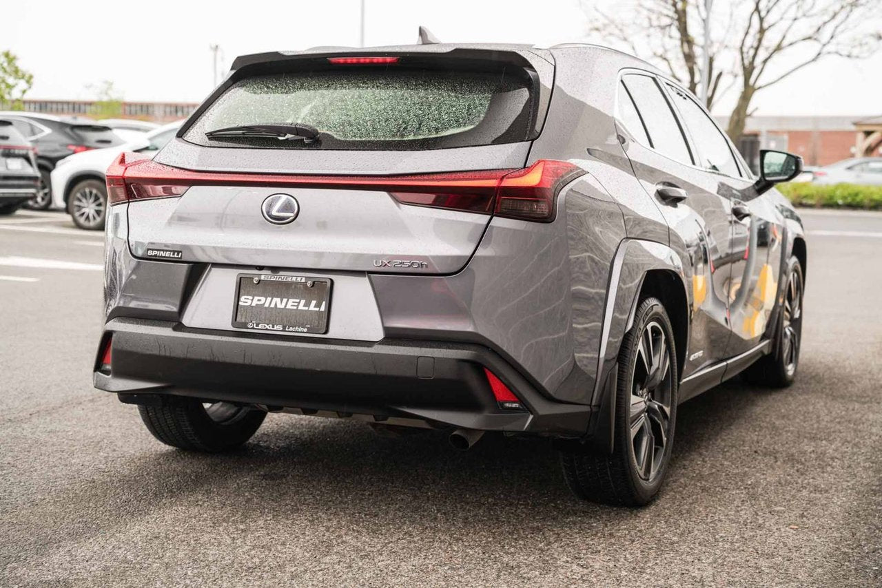 2022 Lexus UX 250h PREMIUM AWD BAS KM CUIR TOIT CARPLAY