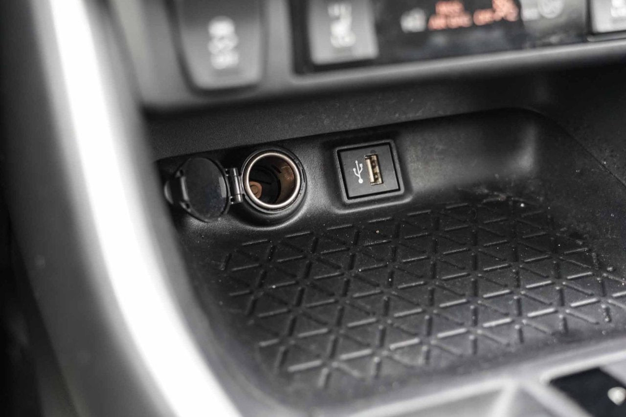 2024 Toyota RAV4 LE FWD