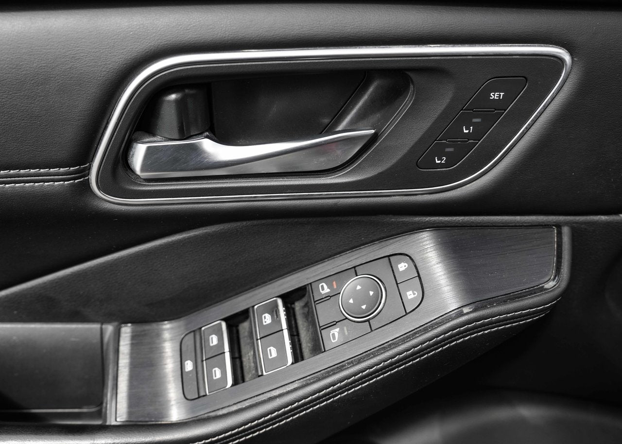 2021 Nissan Rogue Platinum AWD+CAM.360+NAV+CUIR+TOIT.PANO+CARPLAY