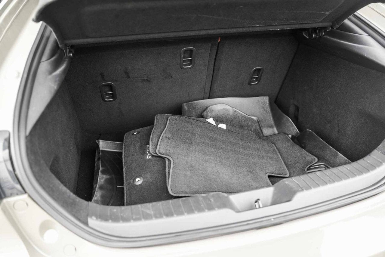 2024 Mazda Mazda3 Sport Suna