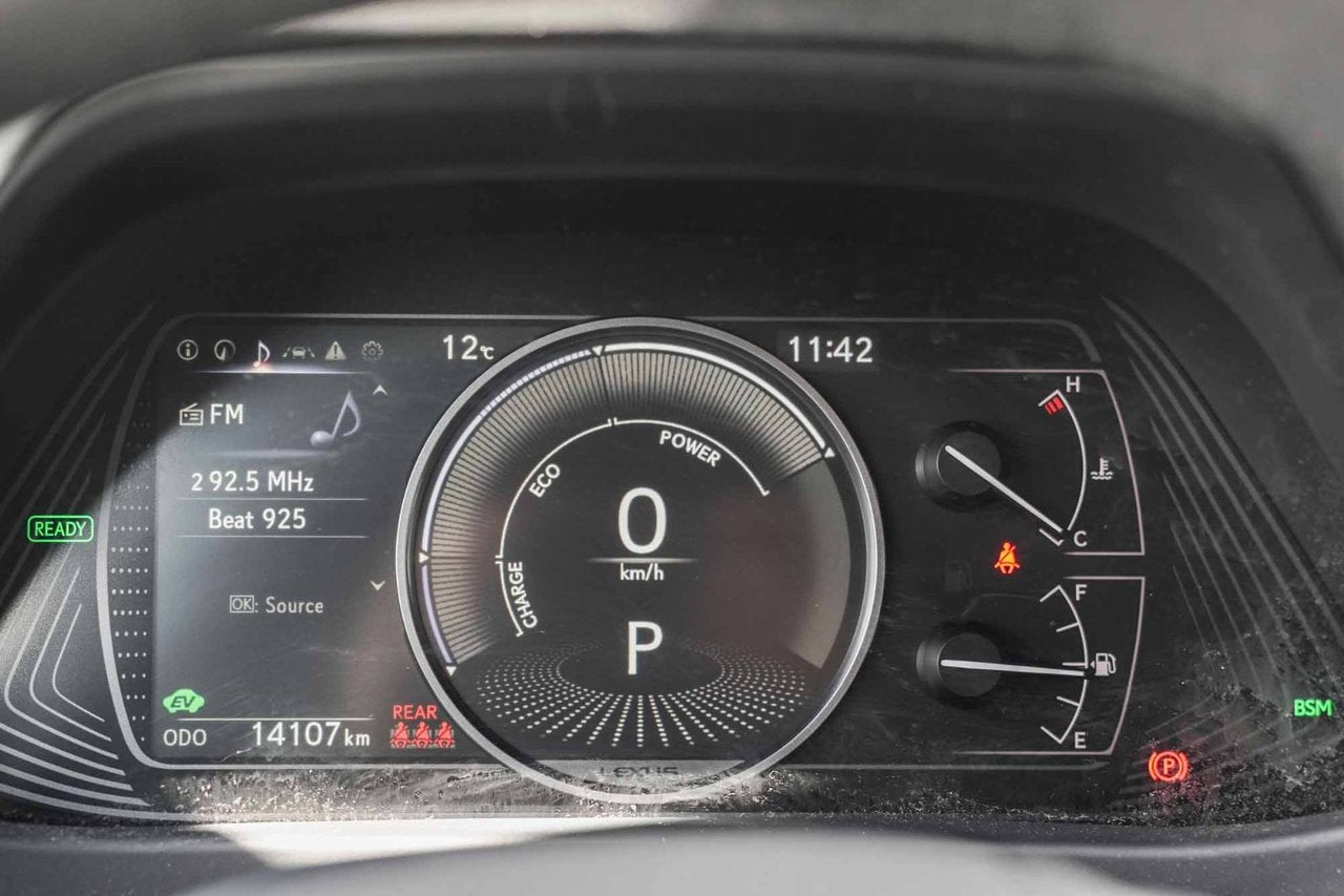 2024 Lexus UX 250h LUXURY AWD BAS KM CUIR TOIT NAVI HUD