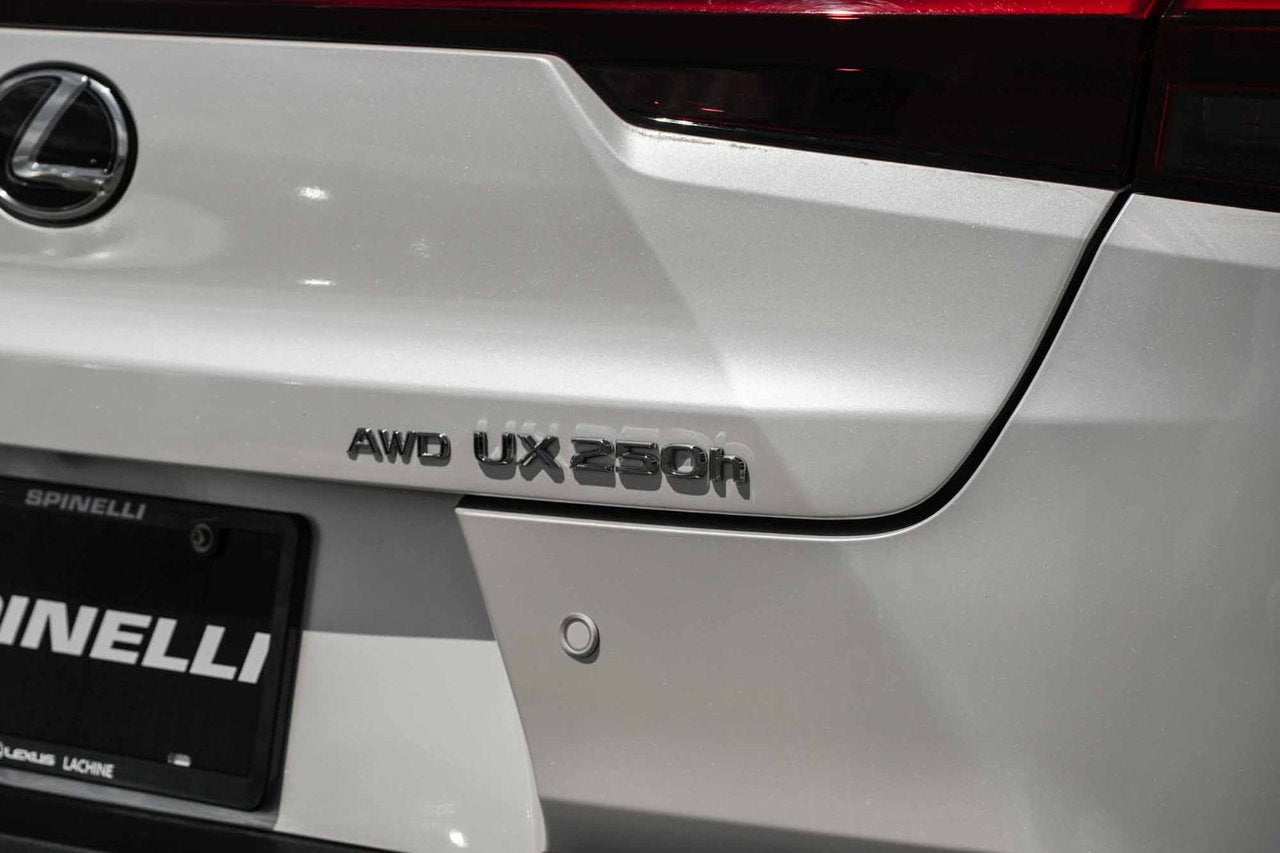 2024 Lexus UX 250h LUXURY AWD BAS KM CUIR TOIT NAVI HUD