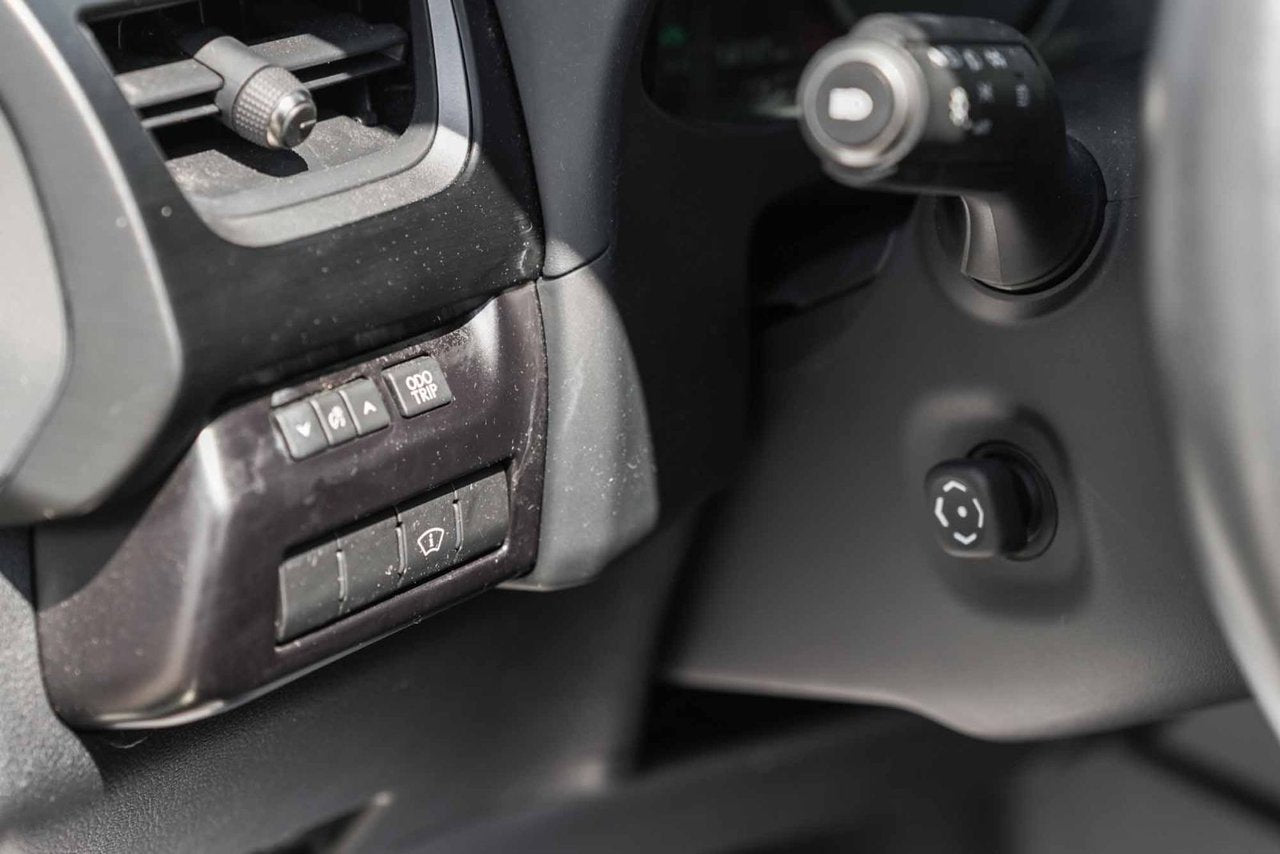 2024 Lexus UX 250h LUXURY AWD BAS KM CUIR TOIT NAVI HUD