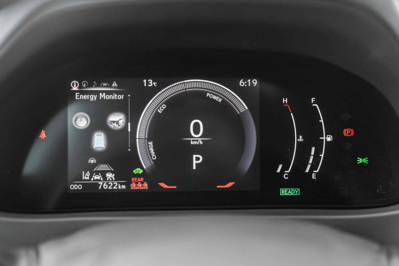 2025 Lexus UX 300h PREMIUM HYBRIDE TRES BAS KM CUIR TOIT