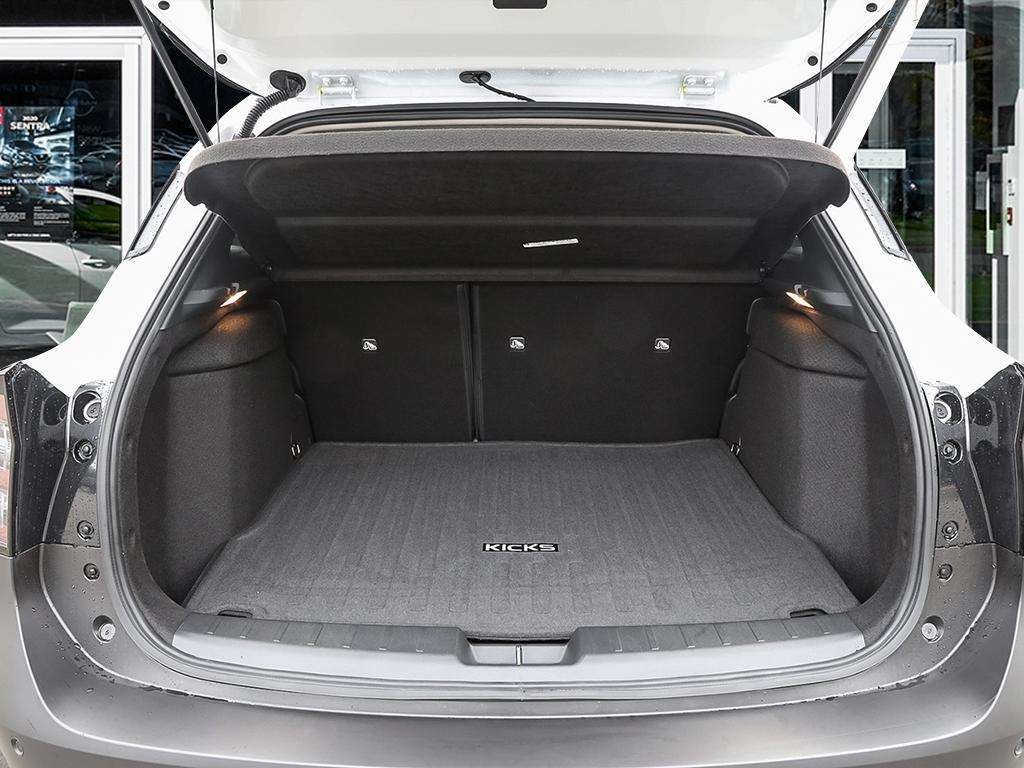 2026 Nissan Kicks SR Premium AWD