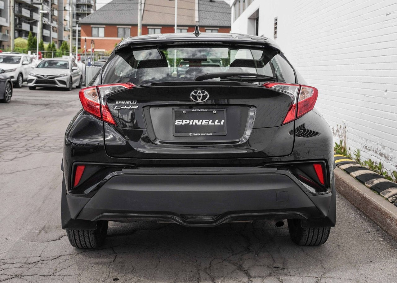 2022 Toyota C-HR LE