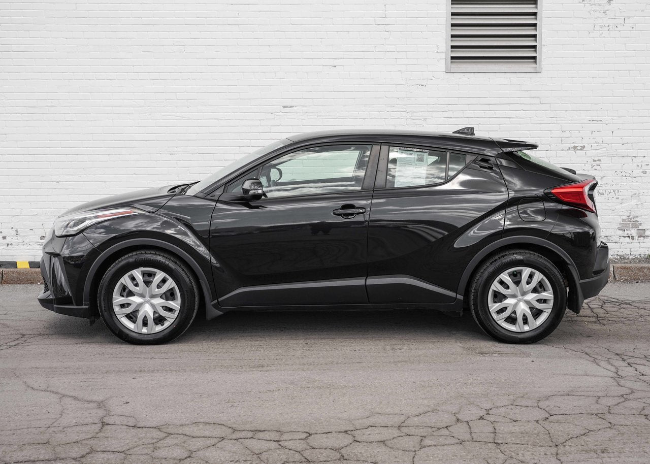 2022 Toyota C-HR LE