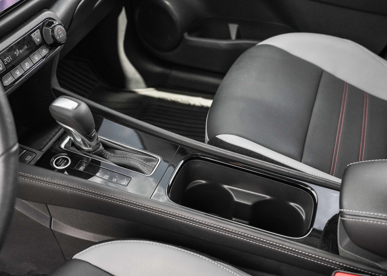 2024 Nissan Kicks SR Premium