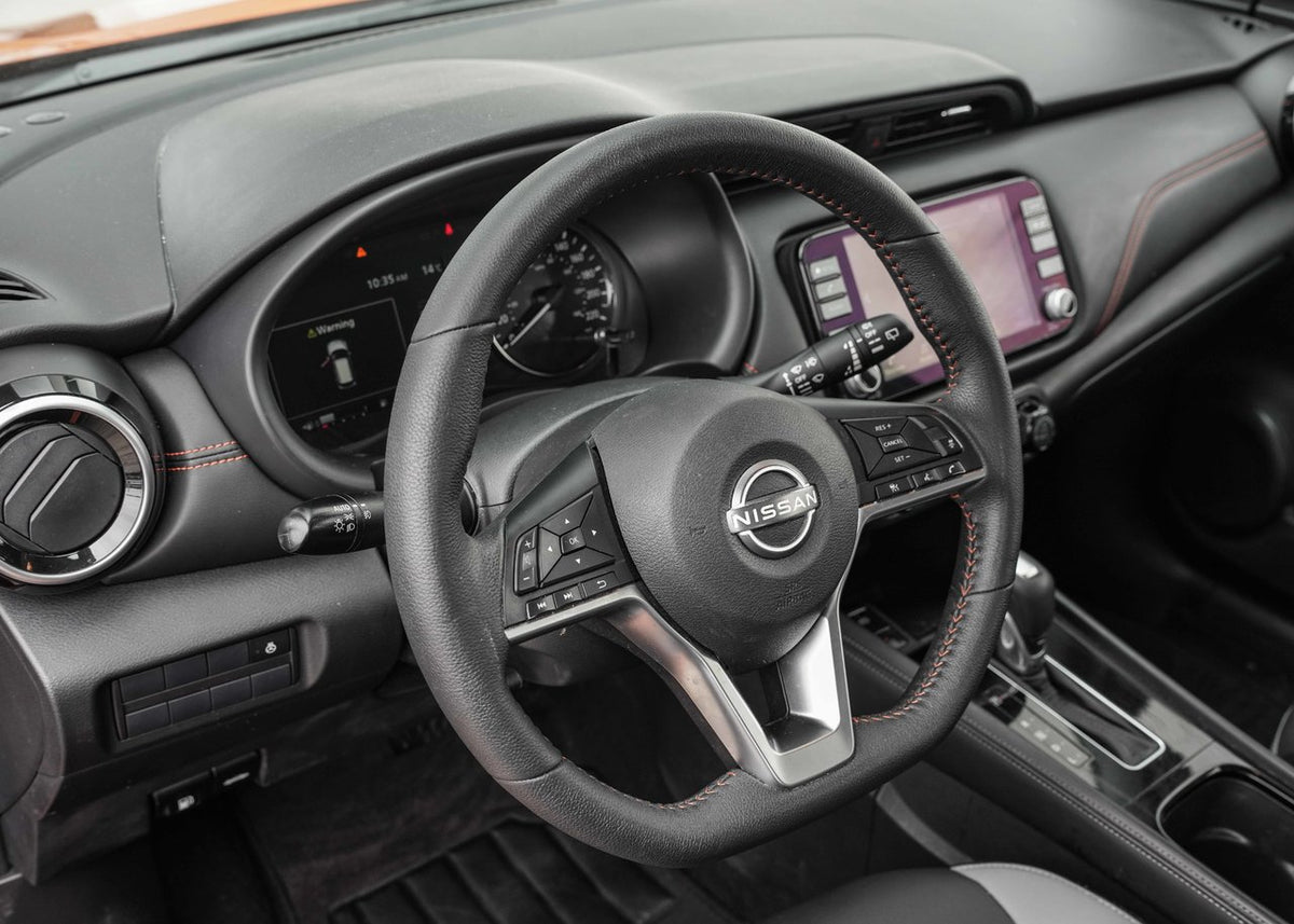 2024 Nissan Kicks SR Premium